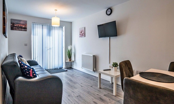 Perry Barr Apartment | Lovely apartment for 3 guests with WIFI