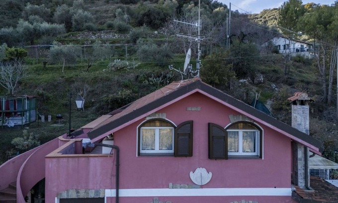 Torrazza Apartment | Lovely apartment for 4 guests with A/C, WIFI, TV, balcony and panoramic view