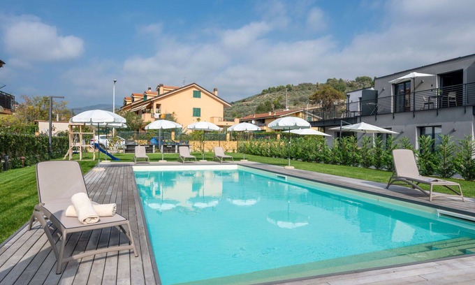Caramagna Ligure Apartment | Lovely apartment for 6 people with A/C, WIFI, pool, TV, terrace and pets allowed