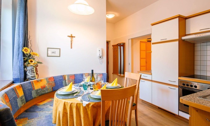 Andriano Apartment | Lovely apartment for 5 guests with WIFI, pool, TV and patio
