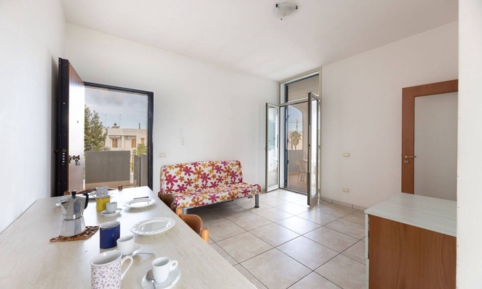 Rivabella Apartment | Lovely apartment for 6 people with A/C, TV, balcony, pets allowed and panoramic view