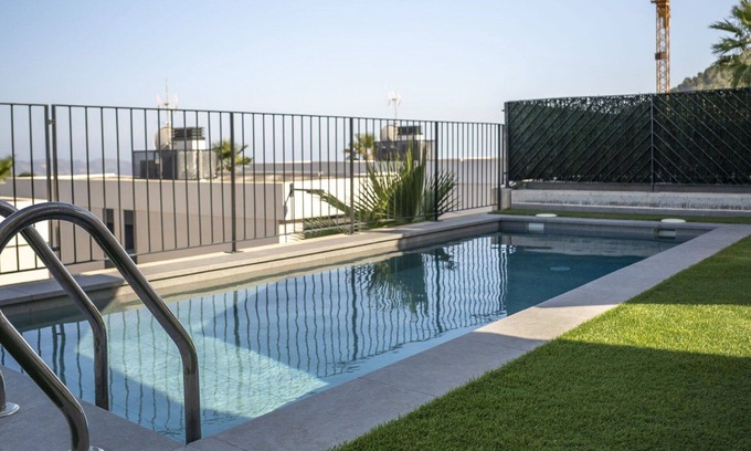 Polop Villa | Lovely apartment in villa for 6 guests with private pool, WIFI, A/C, TV and patio