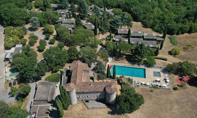Berrias-et-Casteljau Apartment | Lovely apartment with internet, pool, TV, terrace, pets allowed, panoramic view and parking