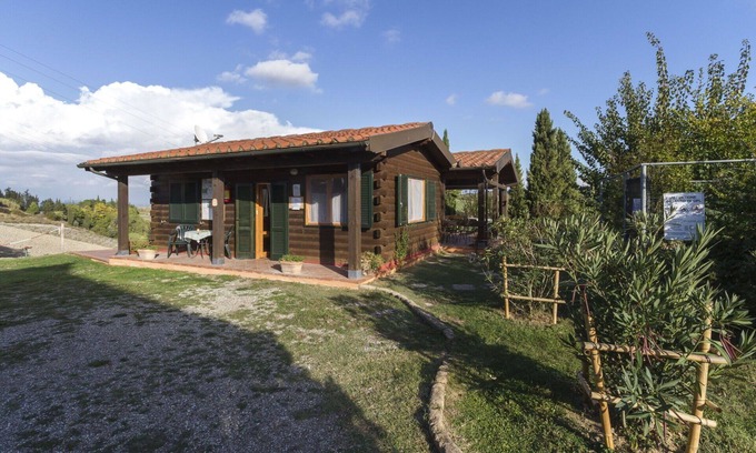 Sughera Apartment | Lovely apartment with A/C, WIFI, pool, TV, terrace and panoramic view, close to San Gimignano