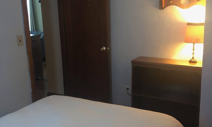 Erie House | Lovely bayview cottage