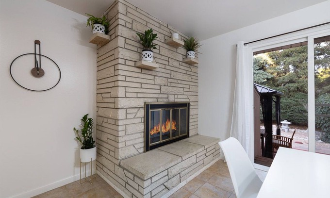 Oak Park House | Lovely Denver Retreat Big Backyard Near Red Rocks Dogs Welcome!