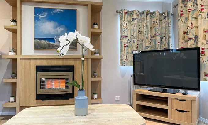 Prestatyn House | Lovely Holiday Home at Lyons Caravan Park!