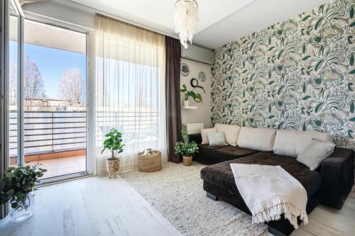 Angyalfold Apartment | Lovely Home - Free Garage - Balcony