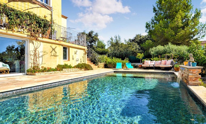 Beaucaire House | Lovely home in Beaucaire with WiFi