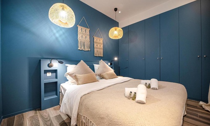 Quartier du Mail Apartment | Lovely Home in Paris Center - AC