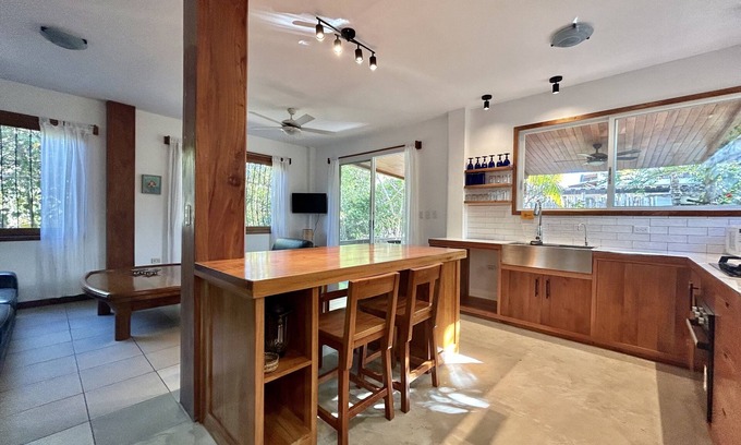 Bahia de la Academia House | Lovely Home Surrounded by Beautiful Gardens