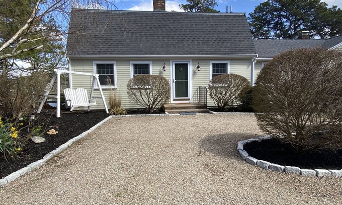 Harwich House | Lovely House On Beautiful Fresh Water Pond