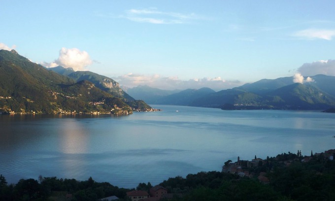 Santa Maria - Rezzonico House | Lovely House with Vine-Covered Terrace Overlooking Lake Como