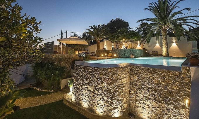 Corfu Town Villa | Lovely Mansion With Private Pool,lush Gardens And Nice View