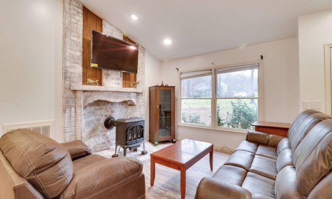 Massanutten House | Lovely Massanutten Getaway w/Resort Access!