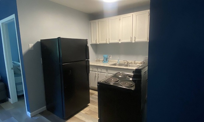 Put-in-Bay Apartment | Lovely one bedroom apartment on the beautiful PIB