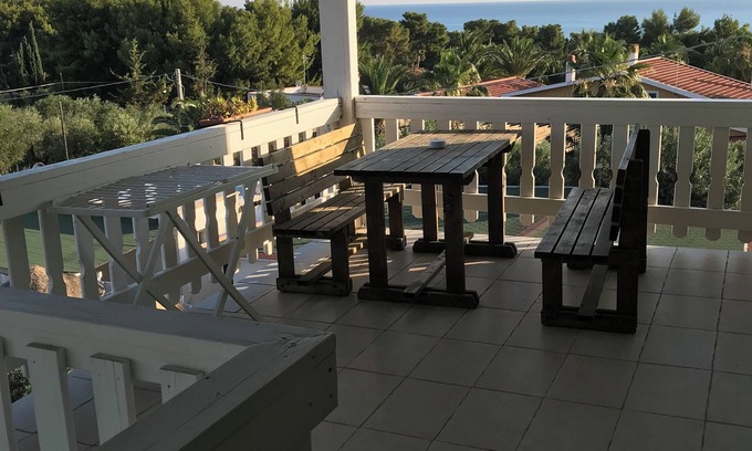 Defensola Condo | Lovely one-bedroom apartment with sea view on the 2nd floor - CAmpi Bay