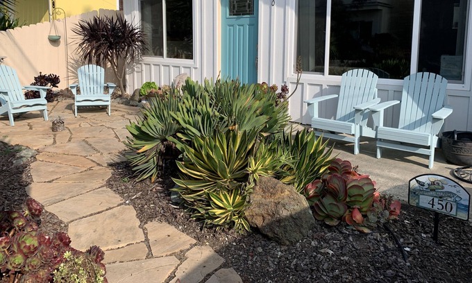 Morro Bay Cottage | Lovely "Tahiti Hut Beach Cottage" - Family Friendly