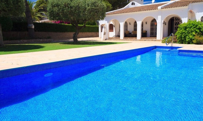 Miami Platja Villa | Lovely villa with private pool & garden. Beach 100m · AirCon · VILLA BLAU MAR