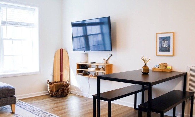 North Carolina Coast Apartment | Low Tide: Surf APT, Clean & Cozy, Walk to Beach, Lake & Park