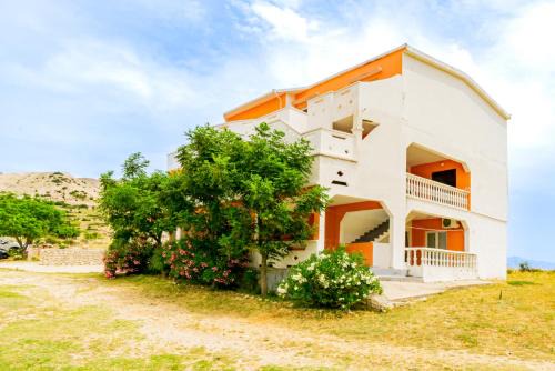 Metajna Apartment | Lucija with mountain and seaview
