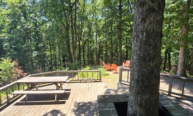 Rising Fawn Apartment | Lula Lake Cabin Getaway
