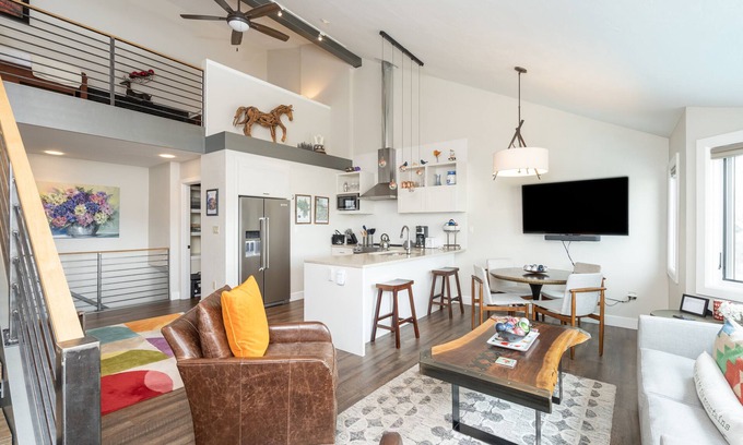 Telluride Condo | LULU LUXE- Condo with Loft and Great Community Amenities, Next to Chair 7