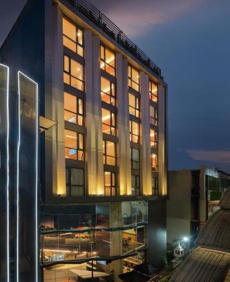 Bang Na Hotel | Lumen Bangkok Udomsuk Station