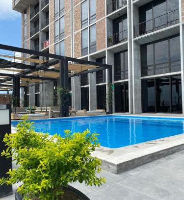 Monterrey Centro Apartment | Lux 2 BR apartment, swimming pool, gym and free parking spot in downtown Monterrey