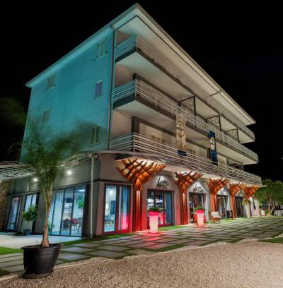 Lago Bed & Breakfast | Lux Home & Garden