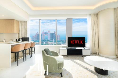 Palm Jumeirah Apartment | LUX Iconic Views at The Palm Tower Suite 4