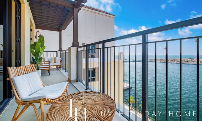 Dubai Apartment | LUX La Mer Infinity View-Luxury Boho 1