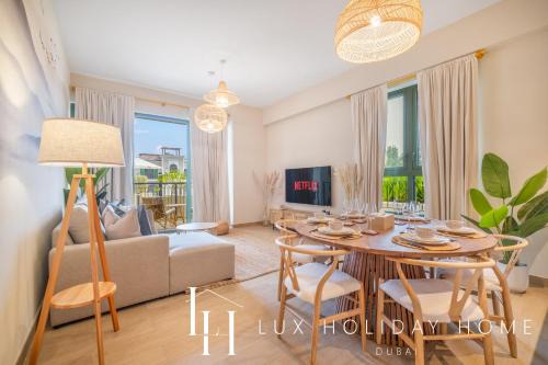 Dubai Apartment | LUX The La Mer Luxury Burj View Suite 3