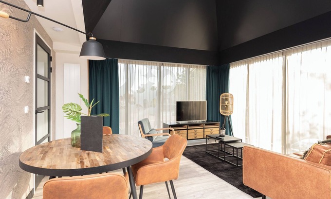 Renesse Apartment | Luxe apt - Jan van Renesseweg 1 | Reness