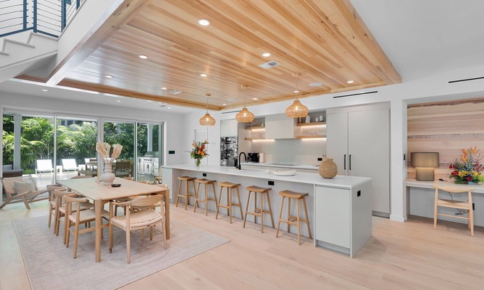 Downtown House | Luxe Designer Oasis + Guest House steps off Duval