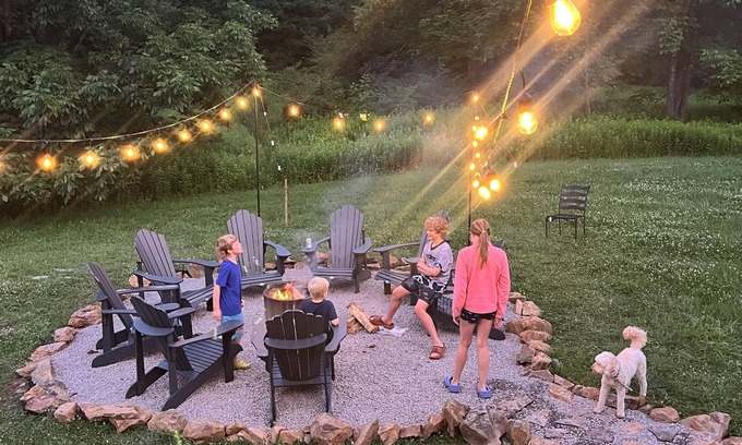 Slatyfork Farm Cabin | Luxe Mntn Escape near Snowshoe | mntn views, hot tub, 5 wooded acres