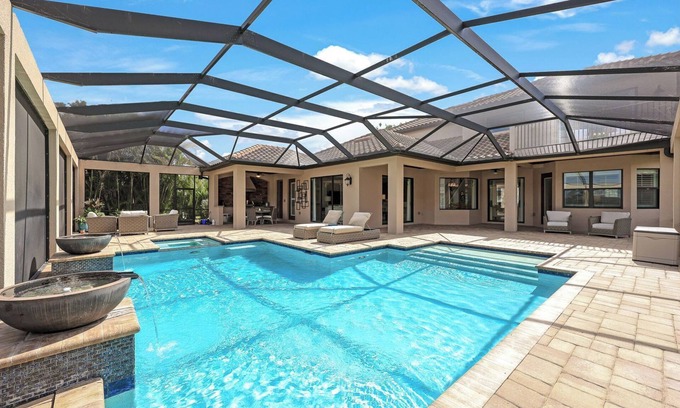 Naples House | Luxurious 4-Bedroom Estate with TPC Golf Access in Treviso Bay – Seasonal Rental