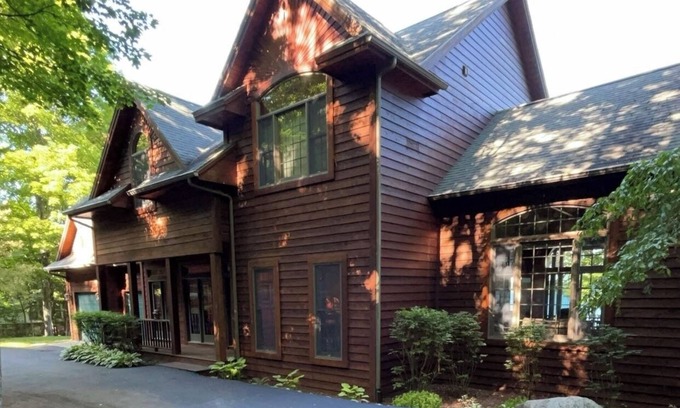 Kewadin House | "Luxurious 4BR/4BA Retreat on Torch Lake - Perfect for Families"