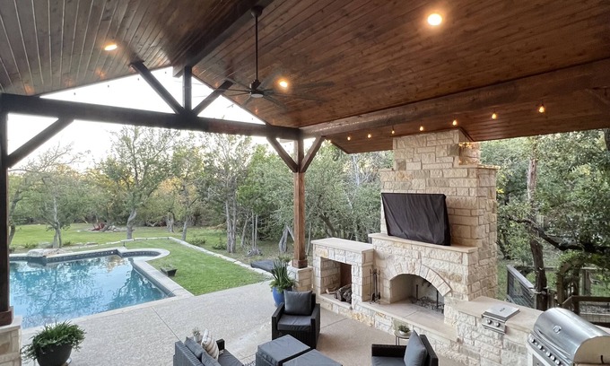 Dripping Springs House | "Luxurious 5-Bedroom Home with Pool on Two Acres"