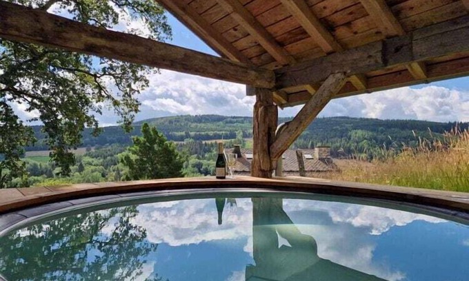 Bellevaux Ski Chalet | Luxurious Chalet with Jacuzzi and Sauna