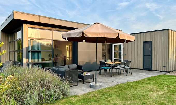 Olburgen House | Luxurious Chalet Sand & Seele: your dream vacation on the IJssel!