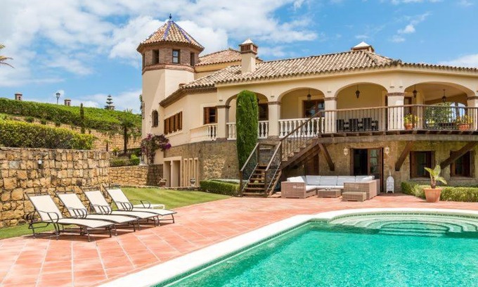 San Roque House | Luxurious golf villa rental Sotogrande