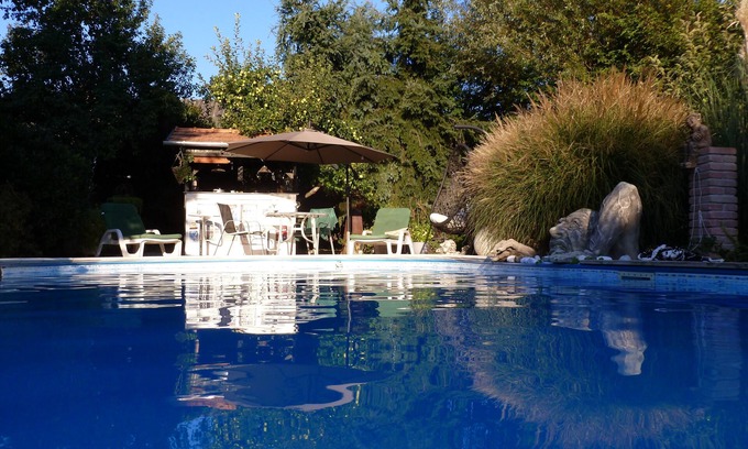 Varvolgy House | Luxurious holiday home with heated pool, 10 minutes by car from Lake Balaton