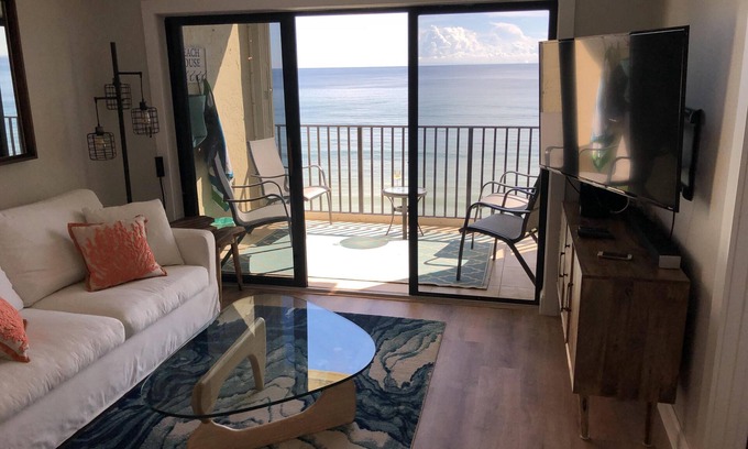 Hutchinson Island South Condo | Luxurious penthouse condo overlooking the ocean, shoreline and the intercostal
