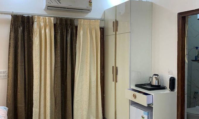 Greater Noida Apartment | Luxurious studio Near Expo Mart in Greater Noida
