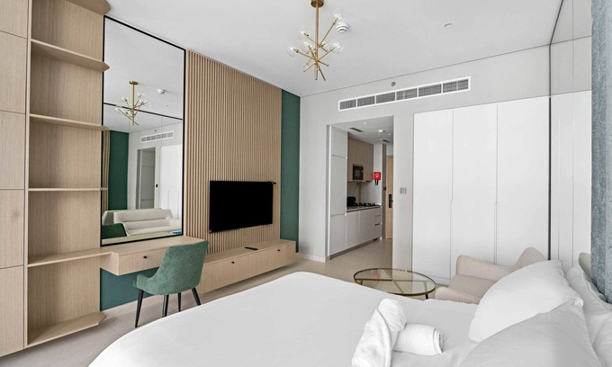 Discovery Gardens Apartment | Luxurious Studio in Westwood by Imtiaz - Al Furjan