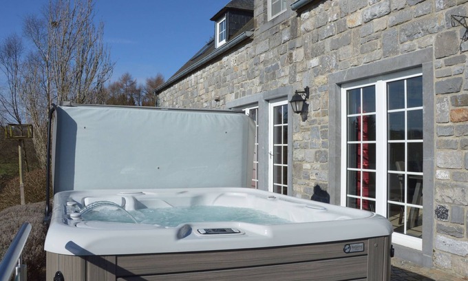 Francorchamps House | Luxurious Villa in Stavelot With Sauna and Pool