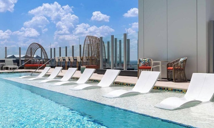 Luckie-Marietta District Condo | Luxurious Wyndham Atlanta 1 Bedroom Condo with Kitchen, Sleeps 4