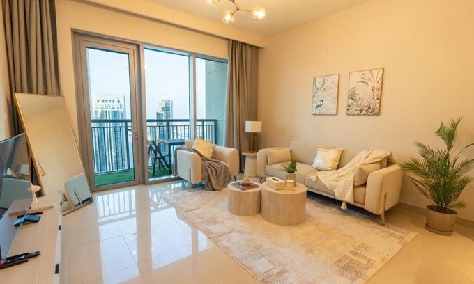 Dubai Apartment | Luxury 1BR on high floor with park & Sea views
