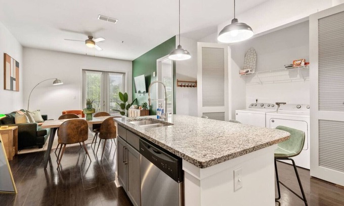 Reynoldstown Apartment | Luxury 1BR w/Terrace & Parking by Beltline